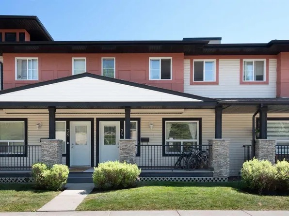 34 W Eversyde Cmn SW, Calgary, AB T2Y 4Z7