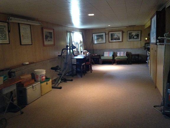 4th image of 3331 Martha St