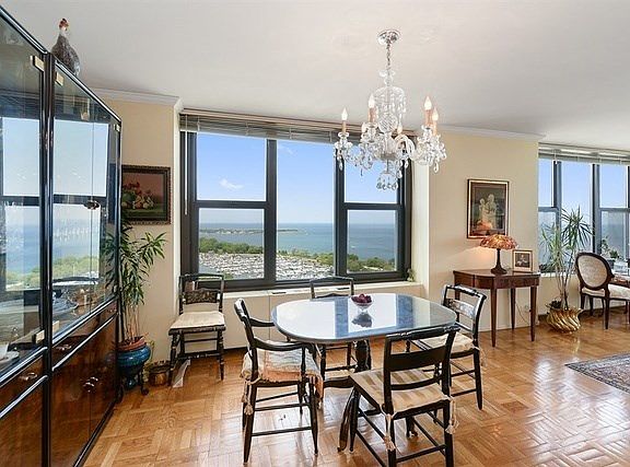 Dining Room/Living Room