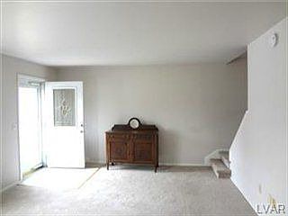 5th image of 5047 Shawnee Blvd