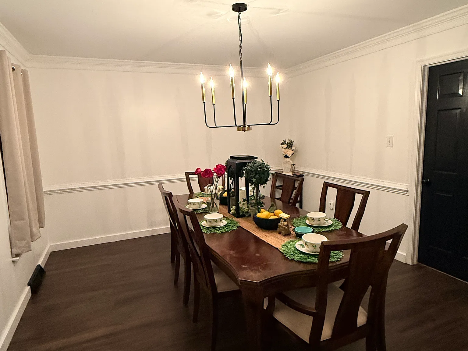 3 bed, 2.5 bath, 2001 sqft, $2,500 — Photo 3