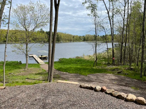 2527 7 1/4 St, Cumberland, WI 54829