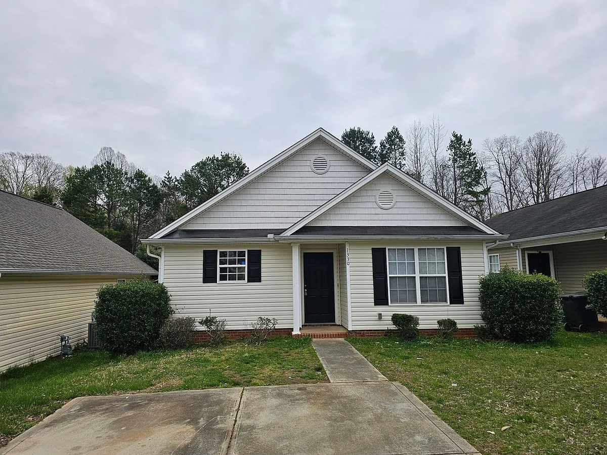 Building Photo - 1330 Braveheart Ln