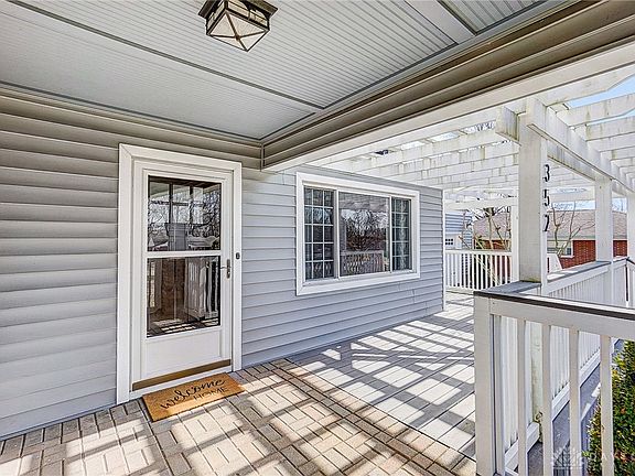 5th image of 352 Vindale Dr