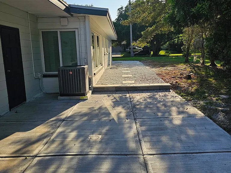 1375 Coral Way S — Photo 26