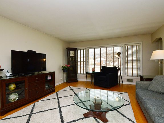 2nd image of 7840 Crawford Ave