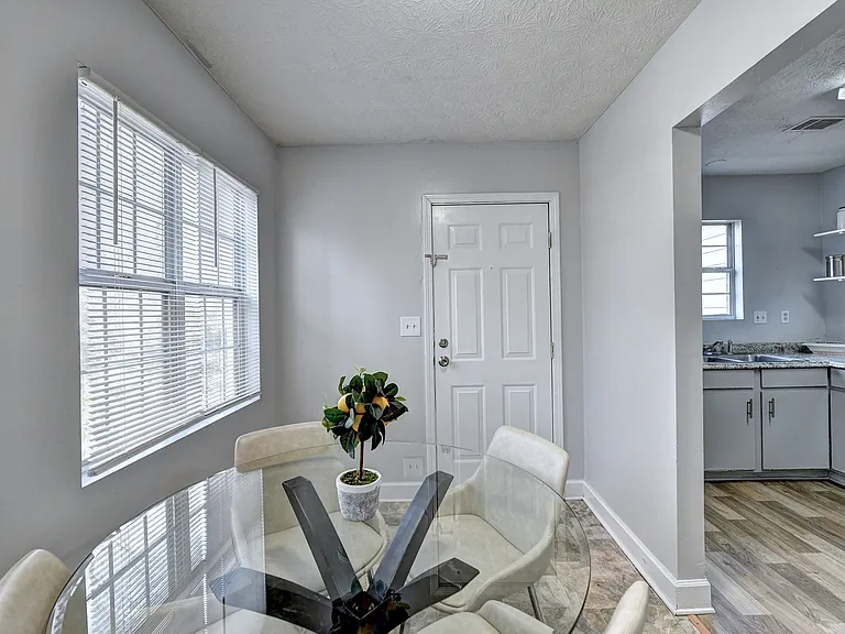 1170 Atlantic Dr NW — Photo 18