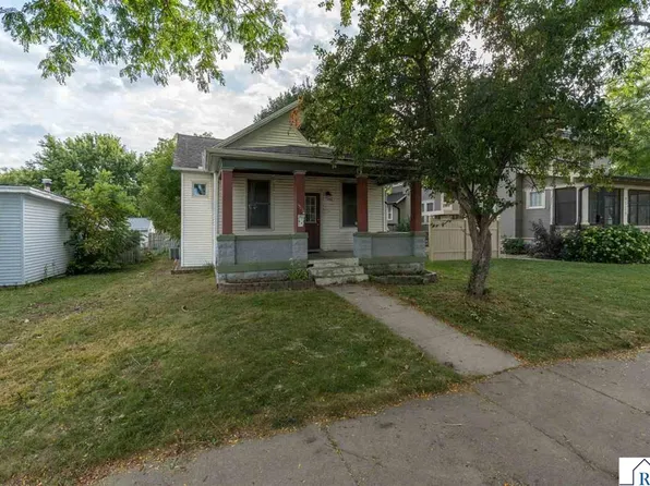 326 Grace St, Saint Peter, MN 56082