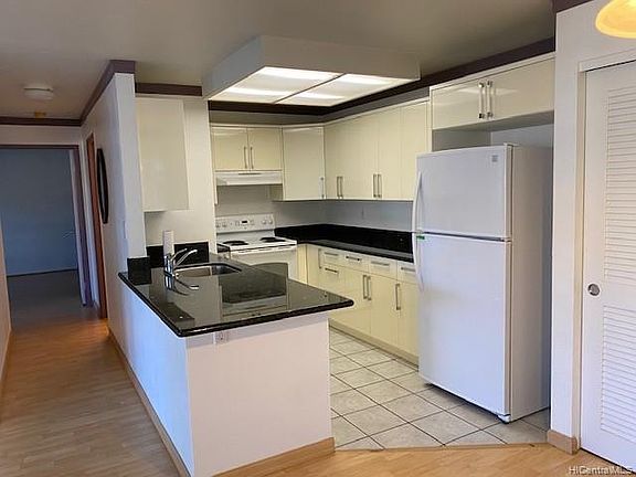 5th image of 456 Mananai Pl APT C