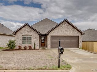 5530 Moores Cir, Northport, AL 35473
