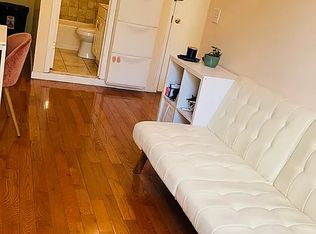 851 Lexington Ave #3F, New York, NY 10065