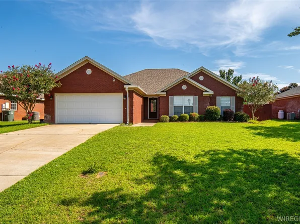 217 Windsor Garden Dr, Enterprise, AL 36330