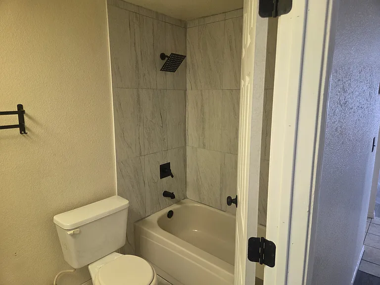 4396 Dos Palmas Rd — Photo 25