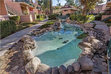 2nd image of 776 E San Bernardino Rd