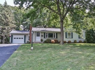 60 Hilltop Dr, Penfield, NY 14526