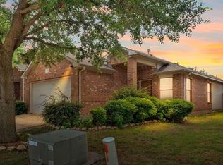 5421 Austin Ridge Dr, Fort Worth, TX 76179