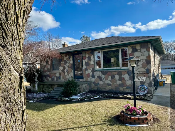 15701 Heide St, Brownstown, MI 48173