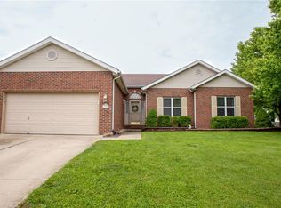 2745 Lake Lucerne Dr, Shiloh, IL 62221