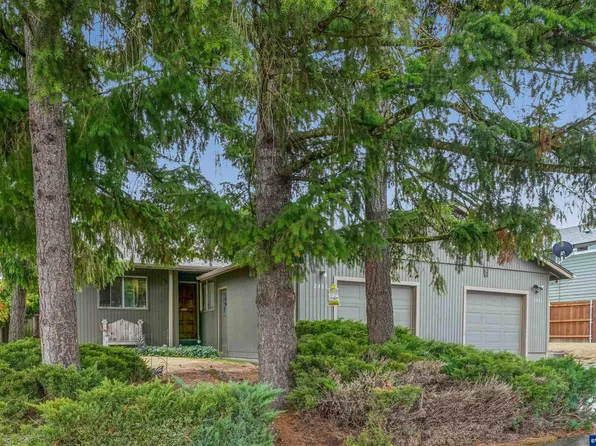 2486-2488 Wintergreen Ave NW, Salem, OR 97304