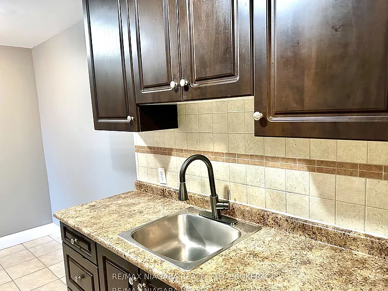 7 Riverview Blvd #101 — Photo 9