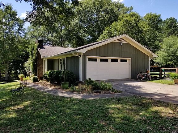 2nd image of 305 Laurelwood Dr