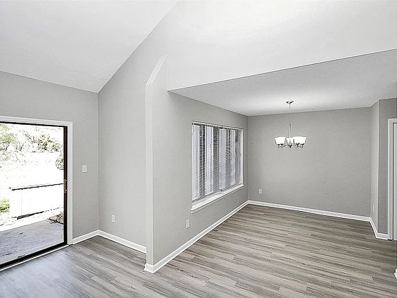 5th image of 11212 Carmel Chace Dr
