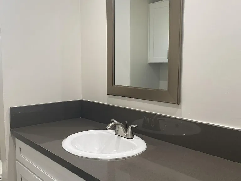 Mel Alma Apartments — Photo 15