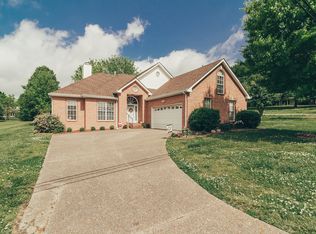 1000 Alexandrea Pl, Hendersonville, TN 37075