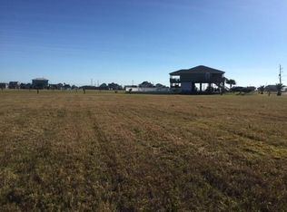 3907 Kiva Rd, Galveston, TX 77554
