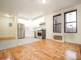 320 Ocean Pkwy APT E6, Brooklyn, NY 11218