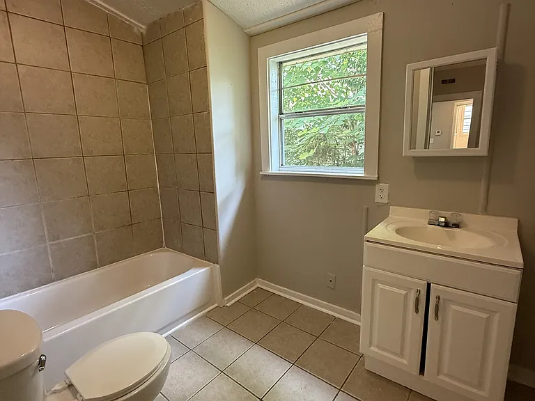 5509 Court P — Photo 5