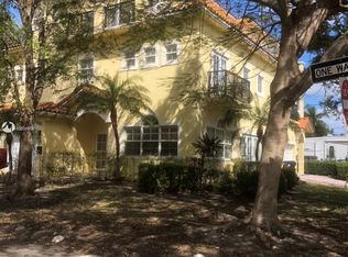 913 SW 8th St #1-2, Fort Lauderdale, FL 33315