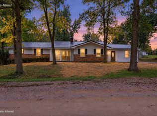 1178 County Road 2345, Moberly, MO 65270