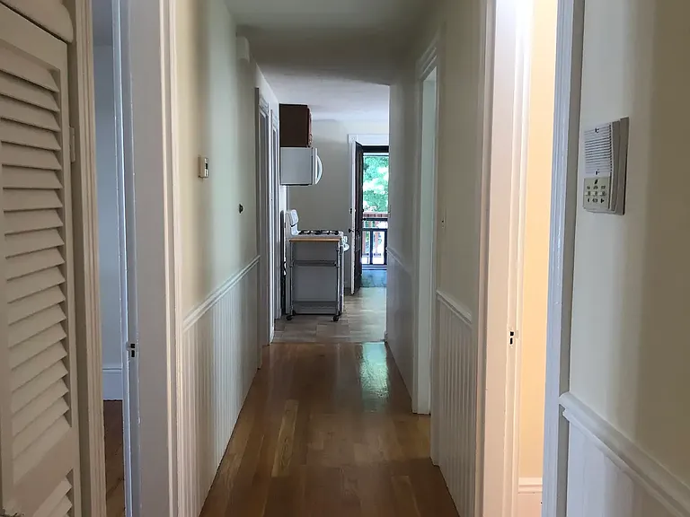 632 E 7th St #2 — Photo 6