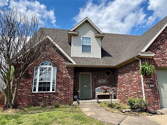2nd image of 3381 Eaglecrest Cir