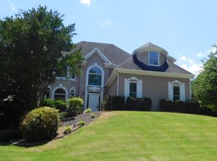 340 Wildwood Lake Ct, Suwanee, GA 30024