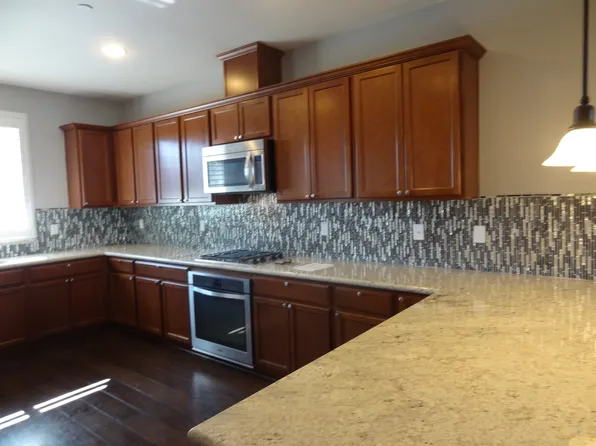 7068 N Mariposa Ct, Dublin, CA 94568