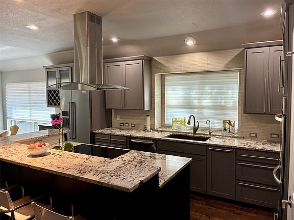 5th image of 718 Ashleigh Ln