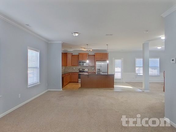 4th image of 139 Collenton Ln