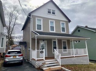 26 Myrtle Ave, Middletown, NY 10940