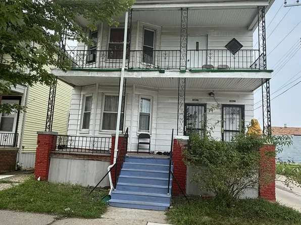 3463 Comstock St, Hamtramck, MI 48212