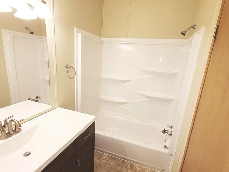 106 Sunlight Ave — Photo 6