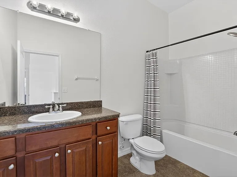 714 Ashentree Dr — Photo 22