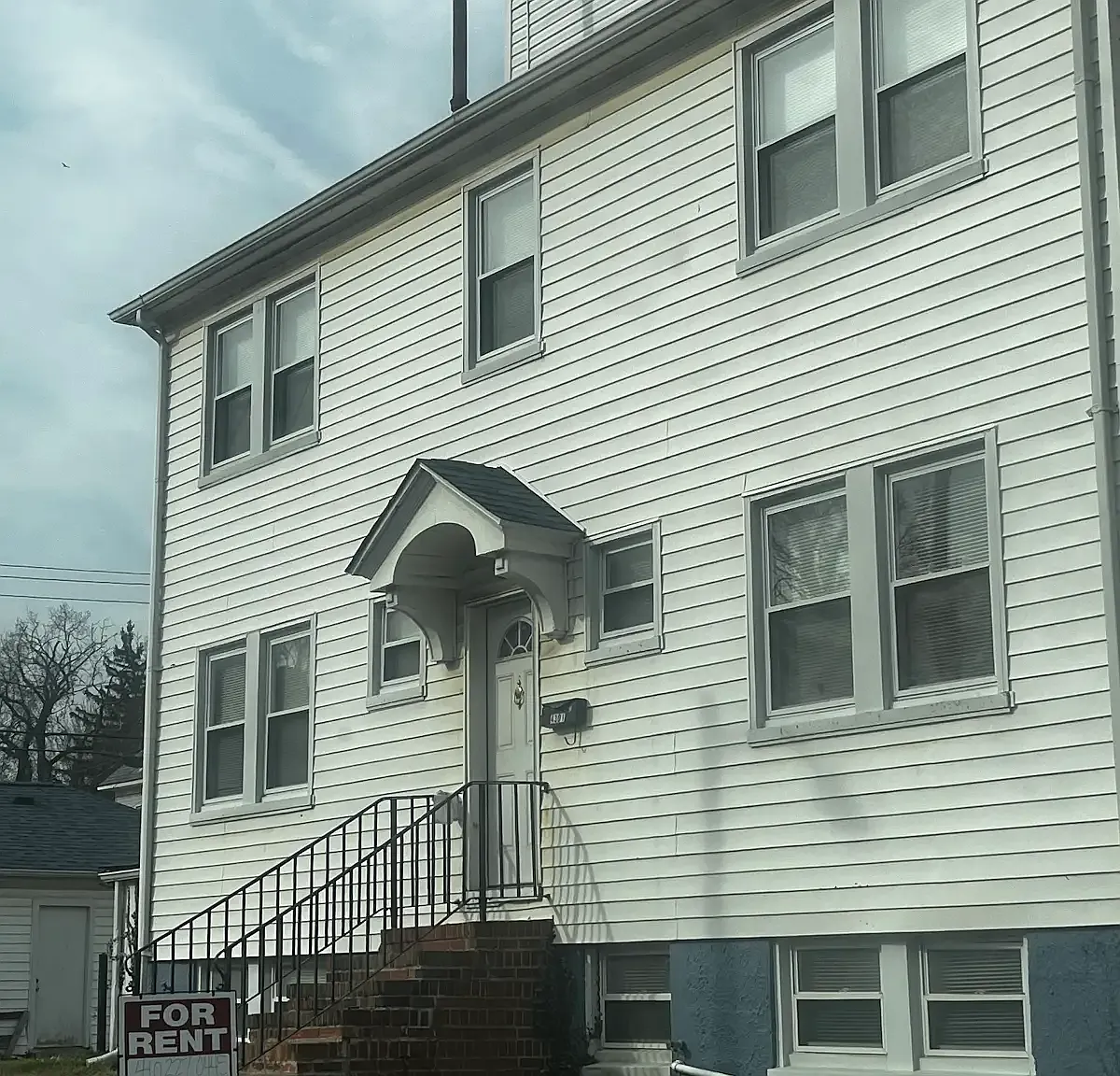 2 bed, 1100 sqft, $900 — Photo 2
