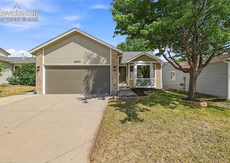 1st image of 6685 Bear Tooth Dr