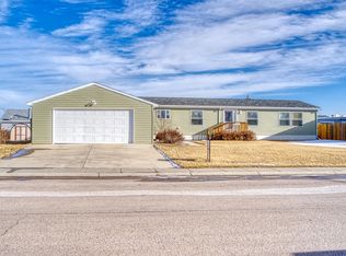 1800 Limecreek Ave, Gillette, WY 82716