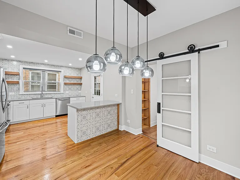 5010 N Major Ave #2 — Photo 11