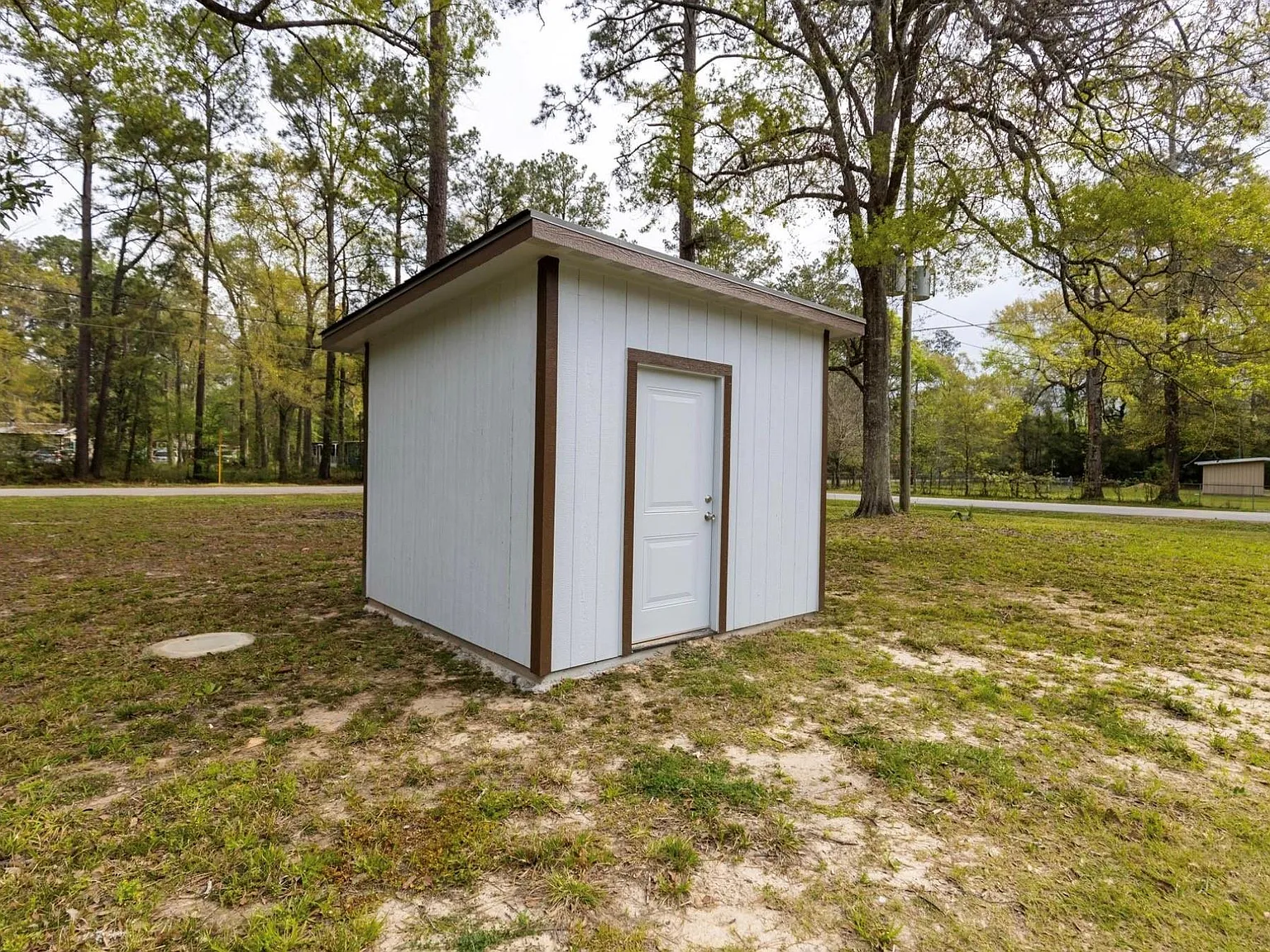 3 bed, 2.0 bath, 1456 sqft, $1,700 — Photo 3