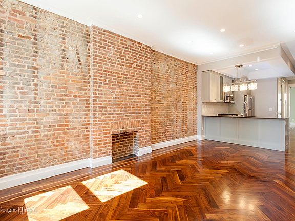 2nd image of 363A 5th St #2