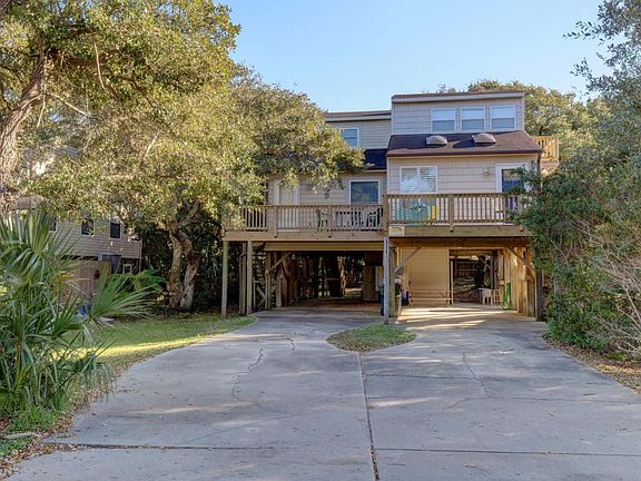 2nd image of 309 Bay Cir